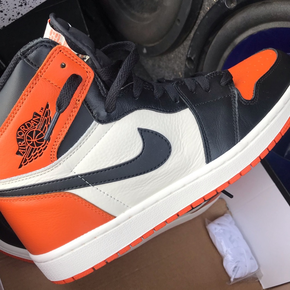 Jordans retro 1 OG shattered back boards